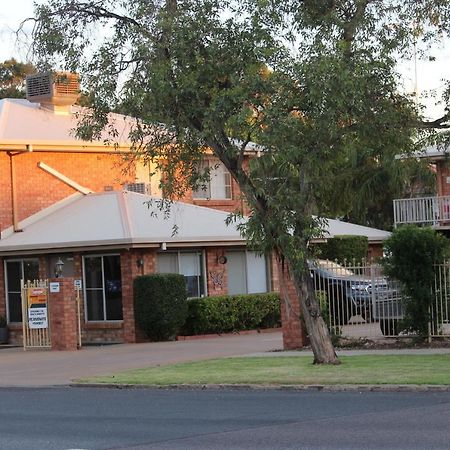 Red Cliffs Colonial Motor Lodge, Mildura Region Экстерьер фото