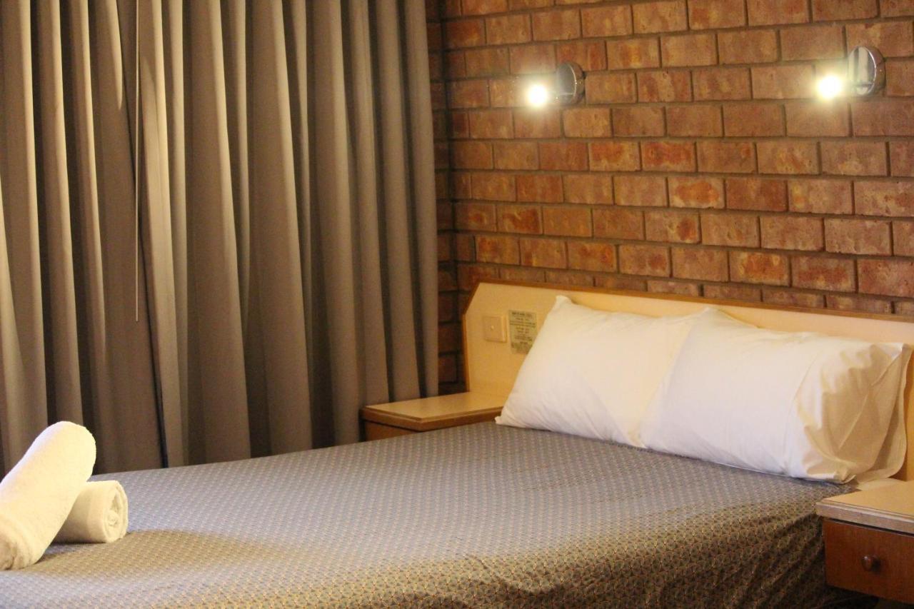 Red Cliffs Colonial Motor Lodge, Mildura Region Экстерьер фото